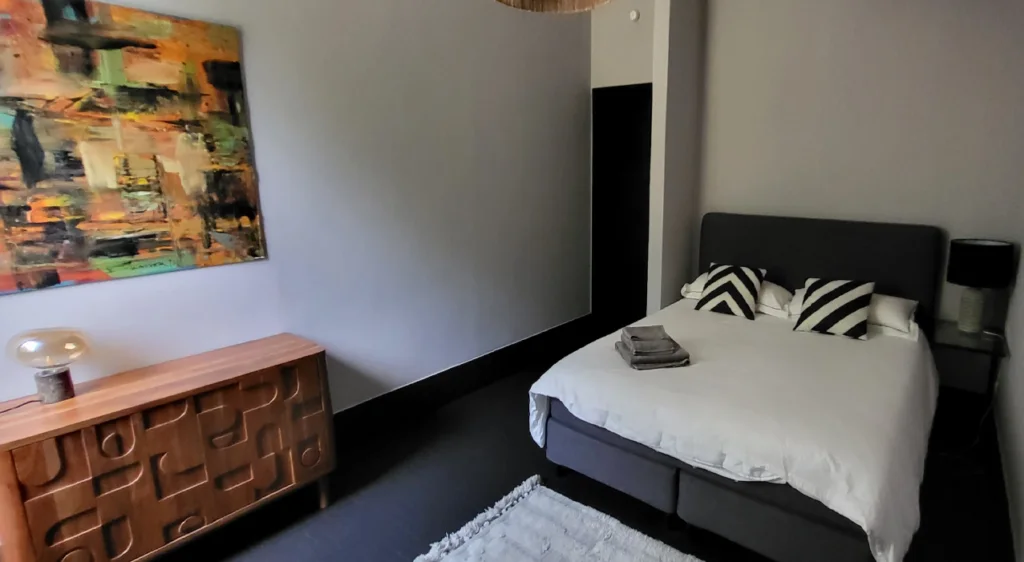 Bedroom overview